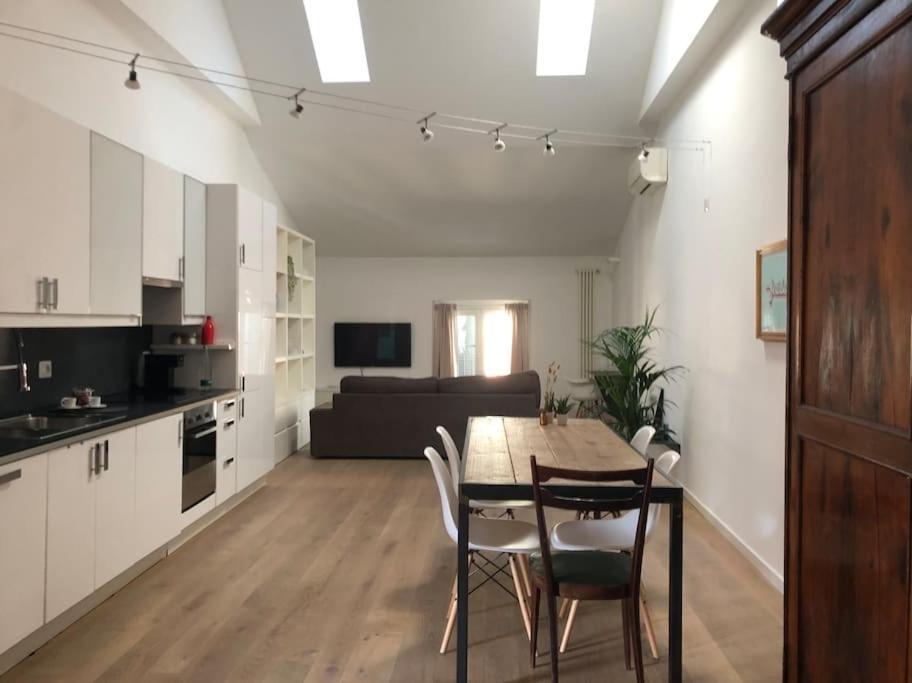 Appartement Modern And Cosy Arco Della Pace *