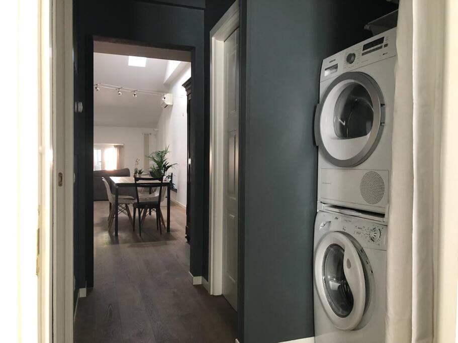 Modern And Cosy Arco Della Pace Appartement
